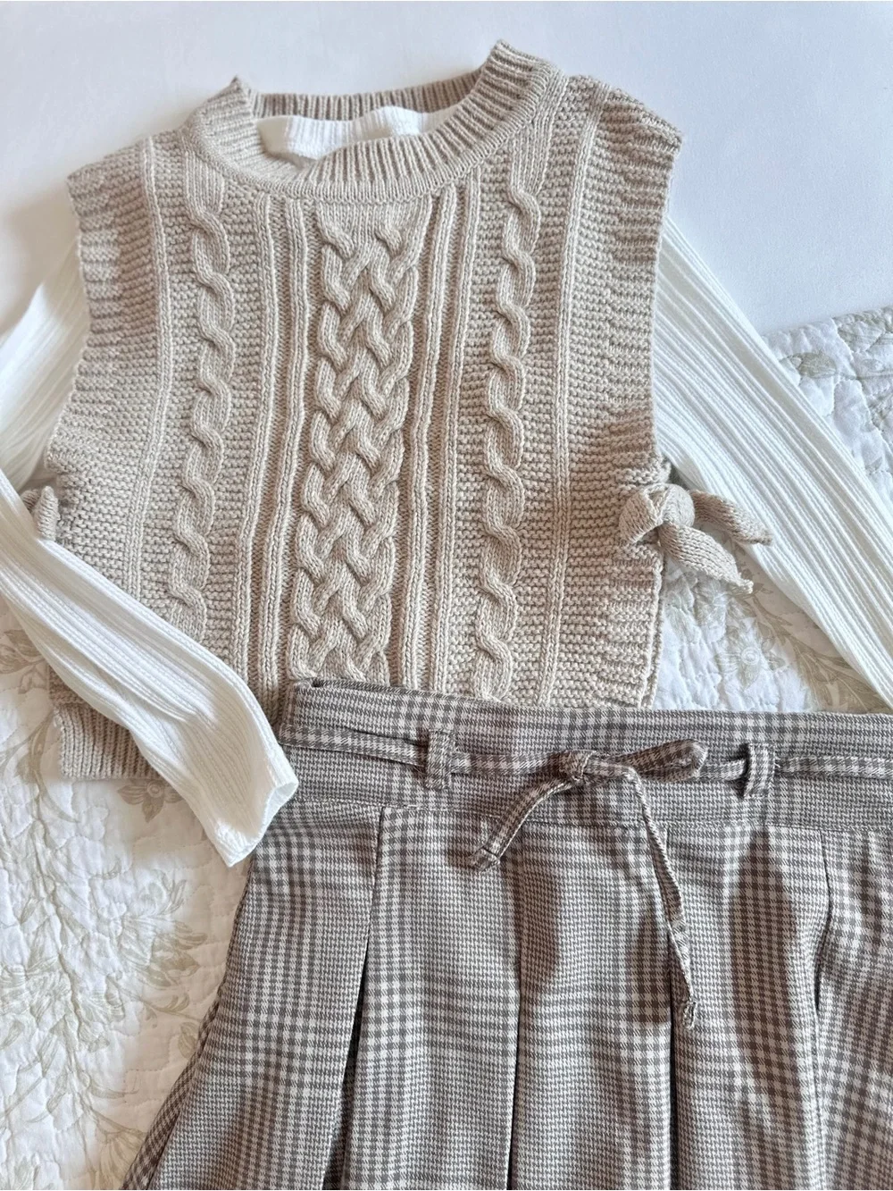 2 Set Girls Cable Knit Vest w/ Knit Long Sleeve T-Shirt & Plaid Pleated Skort 7